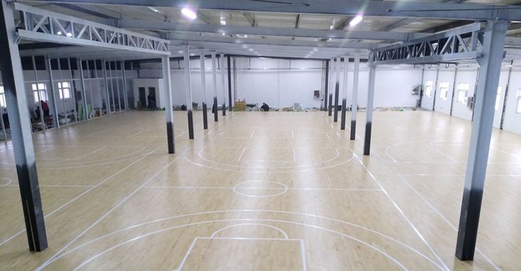 河南籃球訓練中心體育木地板鋪設案例